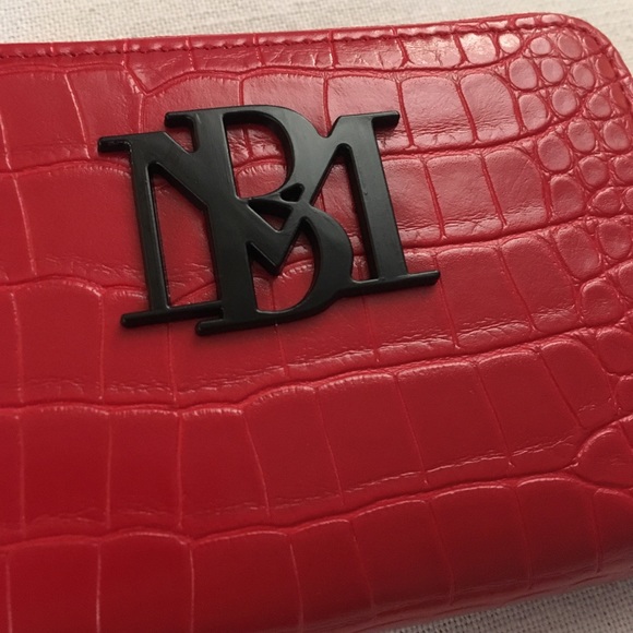Badgley Mischka Small Red Zip Coin ID Card Wallet Vegan Croco Leather Black Logo - Picture 4 of 11